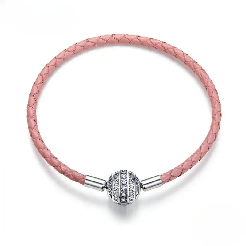 Pulsera de Cuero Rosa con Colgante de Esfera Plateada: Elegancia y Estilo Unidos