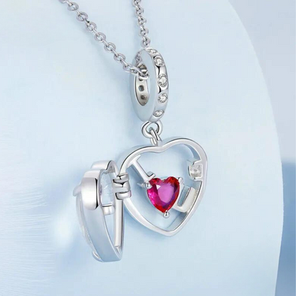 Charm colgante corazón rosa